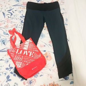 Lululemon Leggings with Reusable Bag
